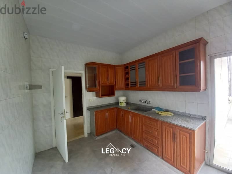 Apartment With Panoramic View In Awkar Very Strategic Location 4