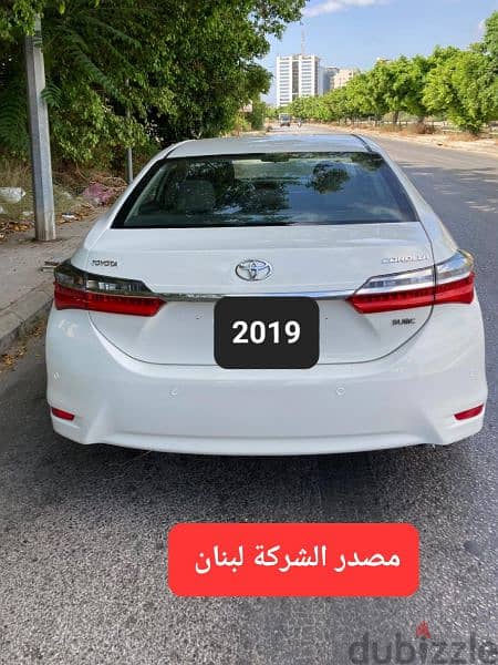 2019 Toyota Corolla full package  مصدر وصيانة الشركة 3