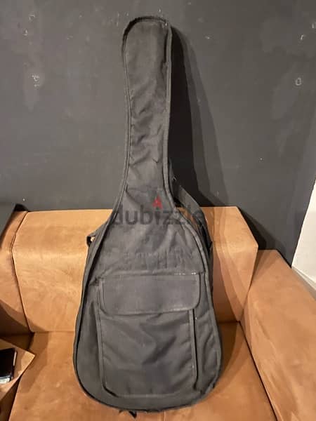 Yamaha C40 Classical Guitar with bag 4
