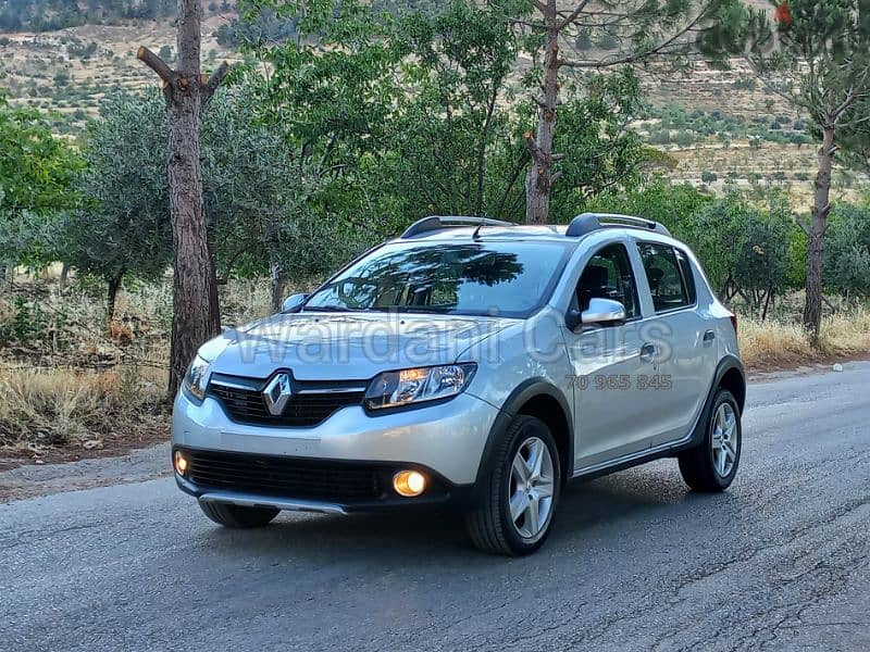 Renault Sandero Stepway 2016 (LIKE NEW) 3