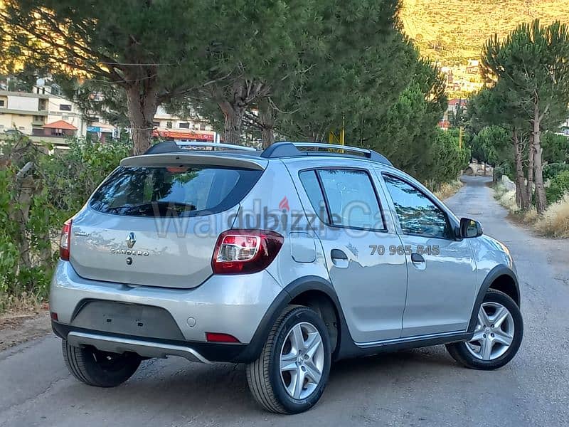 Renault Sandero Stepway 2016 (LIKE NEW) 8