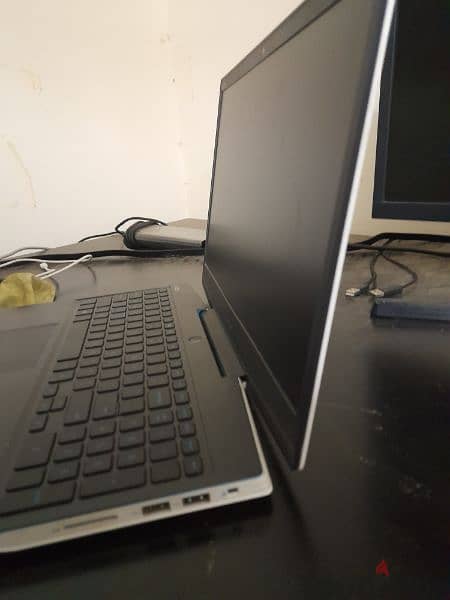 Gaming Laptop Dell G3 15 3590 VERY FLEXIBLE WITH PRICE 1