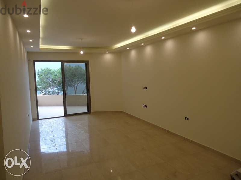 Apartment for Sale in Mansourieh شقه للبيع في المنصوريه 2