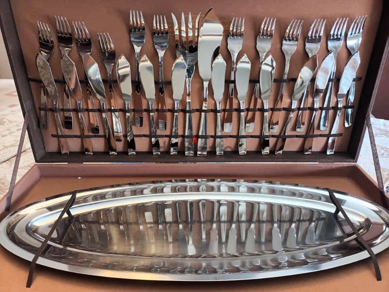 fish cutlery with plate 2