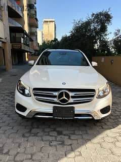 Mercedes GLC 300 4matic 2016 white on brown (clean carfax) 0