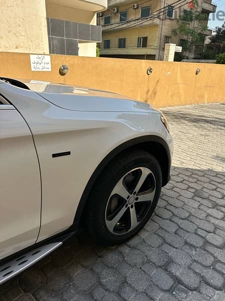 Mercedes GLC 300 4matic 2016 white on brown (clean carfax) 6