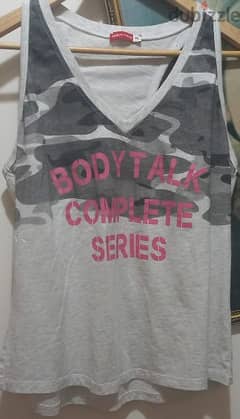 sports tshirt body talk size XLarge 0