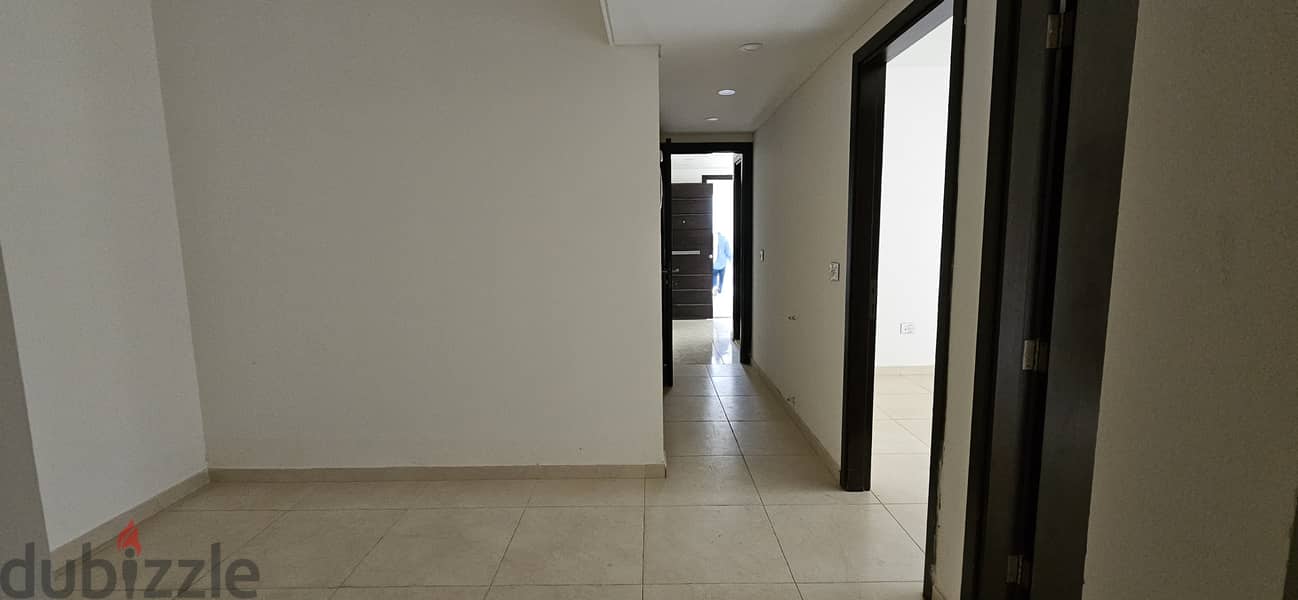 Apartment for sale in Hazmieh شقة للبيع في الحازمية منظر مفتوح 4