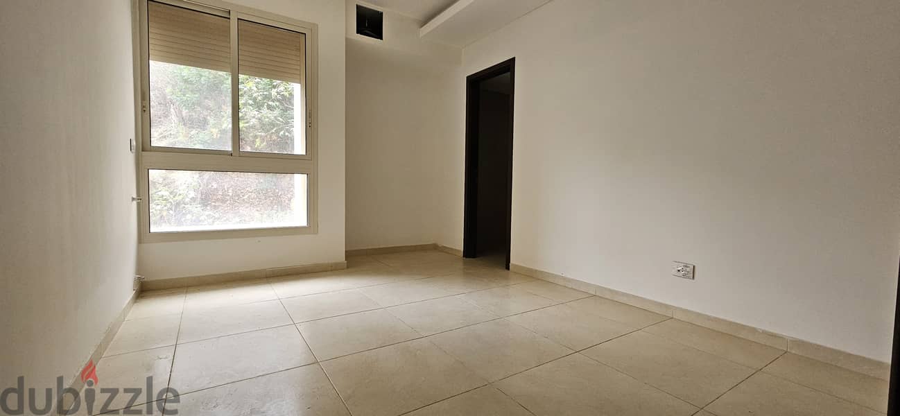 Apartment for sale in Hazmieh شقة للبيع في الحازمية منظر مفتوح 8