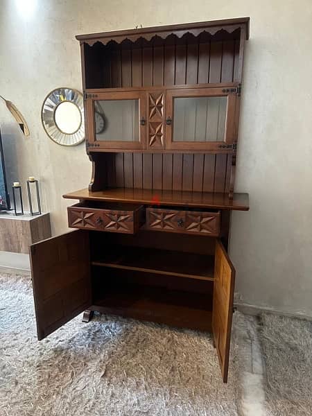 antique hoosier cabinet like new. 320$ 2