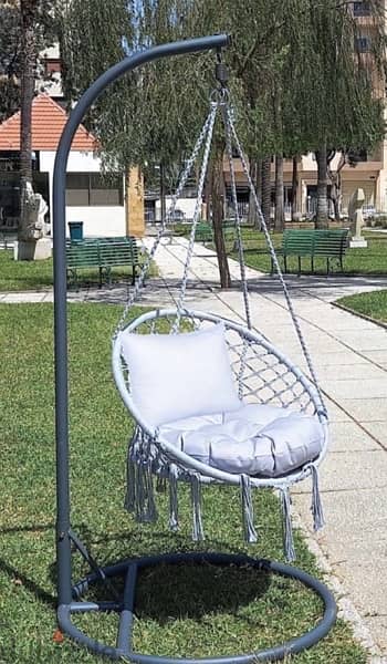 hanging  swing