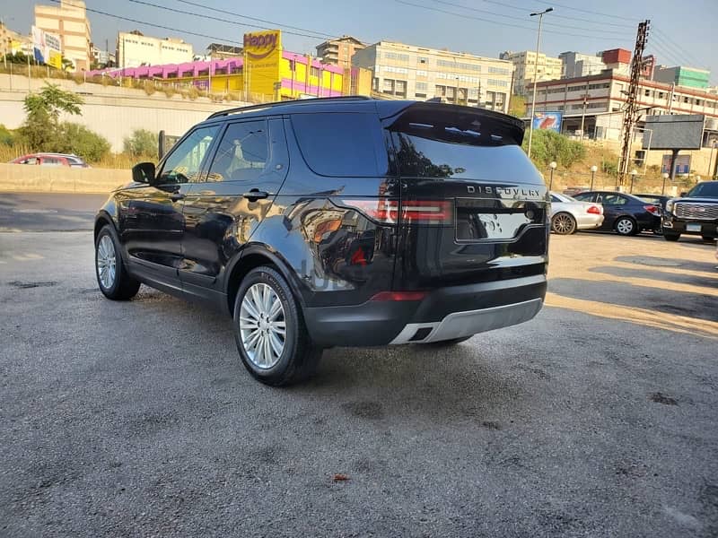 Land Rover Discovery 2017 1