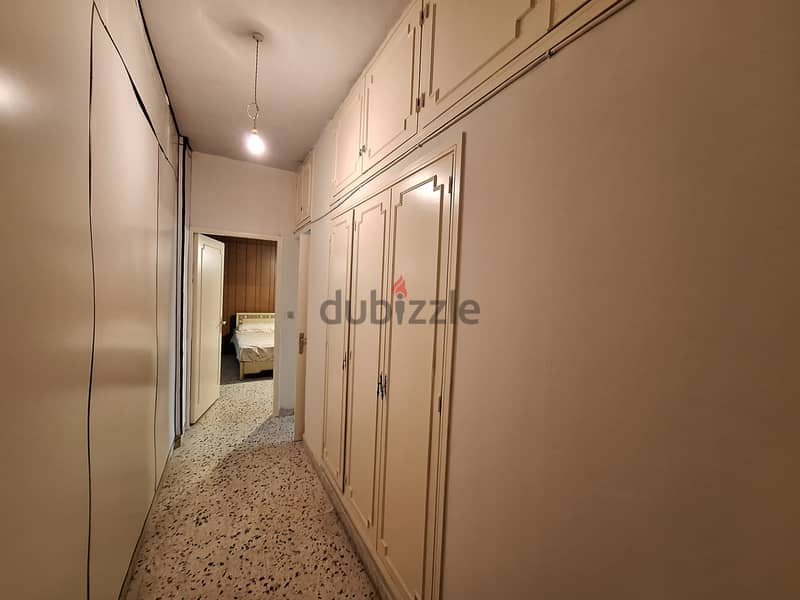 Apartment for rent in Achrafieh شقة للإيجار في الأشرفية الروم 14