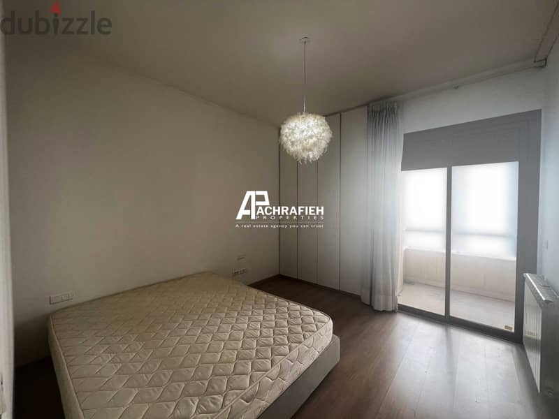 Apartment for Rent In Achrafieh - شقة للإجار في الأشرفية 11