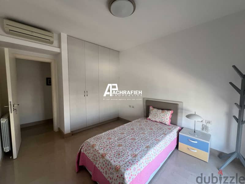 Apartment for Rent In Achrafieh - شقة للإجار في الأشرفية 10