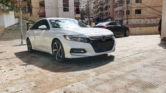 Amazing Accord Sport 2022-Like New  40$سعر مغر