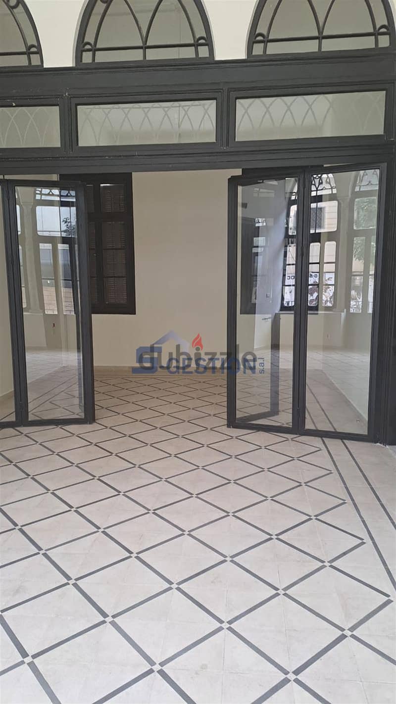 Apartment In Good Condition For Rent In Ashrafieh 4
