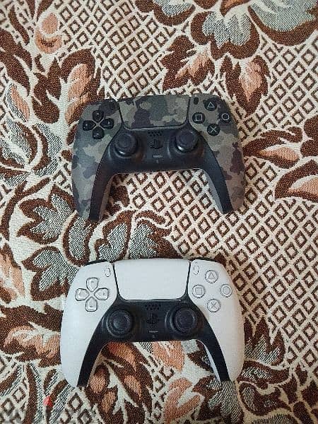 PS5 SLIM 1 TERRA 2 CONTROLLERS USED FOR 2 WEEKS LIKE NEW 1