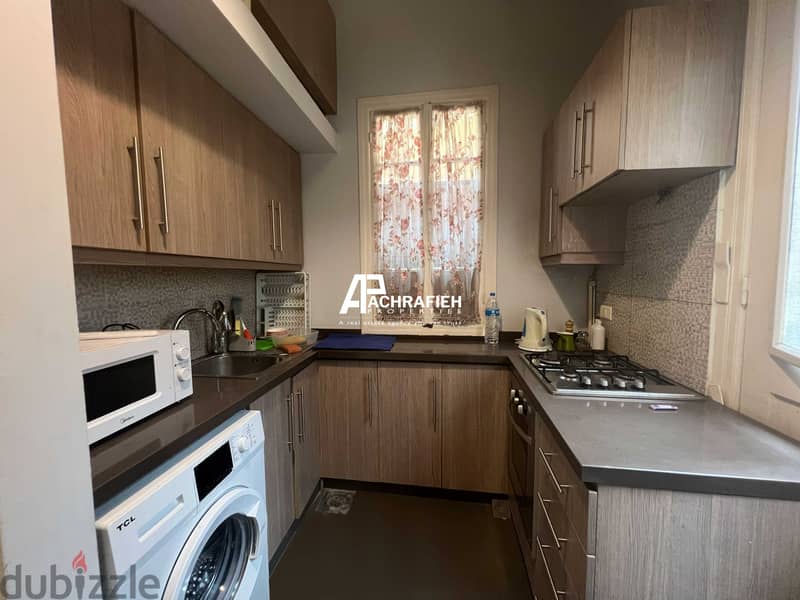 Apartment For Rent in Saifi Village -  شقة للإجار في الصيفي 4