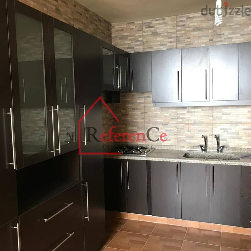 Prime location apartment in Mechmech شقة بموقع مميز في مشمش 6