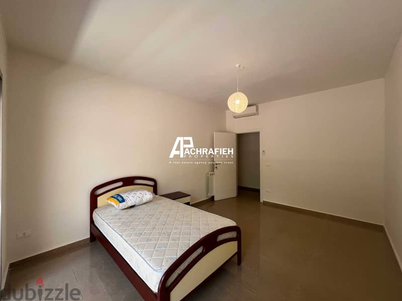 Apartment For Rent in Achrafieh - شقة للأجار في الأشرفية 14