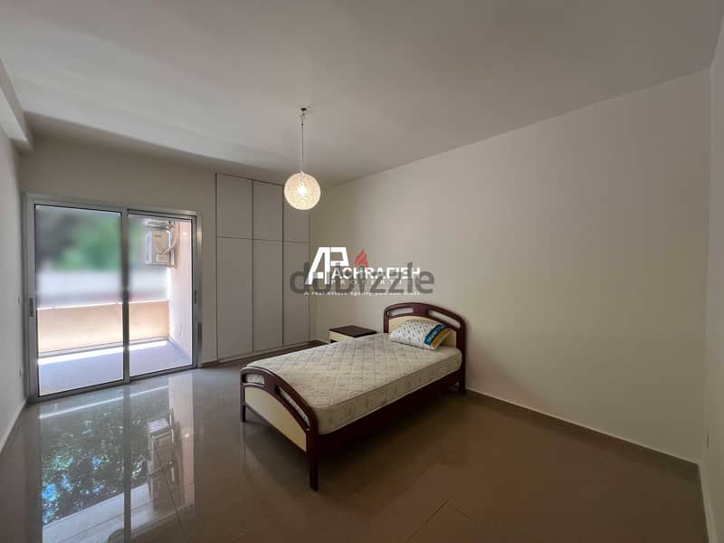 Apartment For Rent in Achrafieh - شقة للأجار في الأشرفية 18