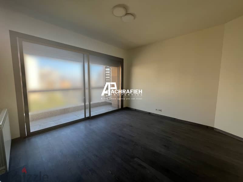 Apartment for Rent In Achrafieh - شقة للأجار في الأشرفية 14