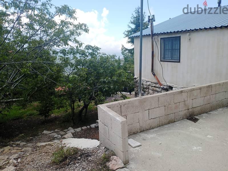 LAND WITH OLD HOUSE IN KFARDEBIAN PRIME (1000Sq) , (KFLN-151) 1