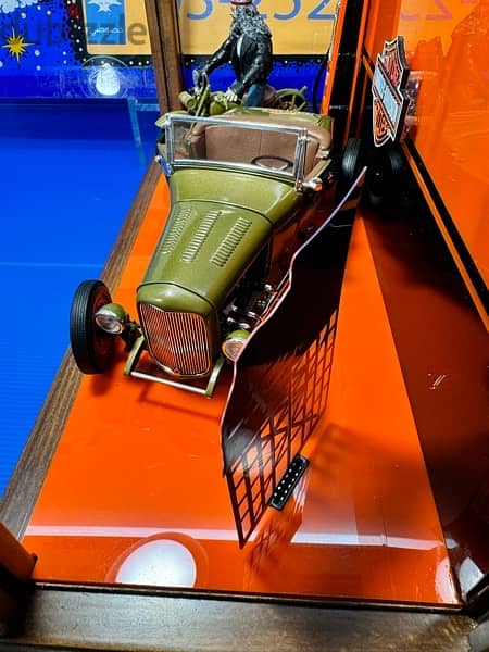 1/18 diecast diorama Harley Davidson 1929 Ford Hot Rod by Highway 61 7