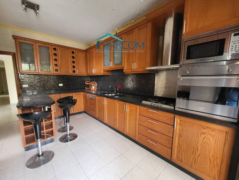 DY1816 - Louaizeh Great Apartment for Sale! 1