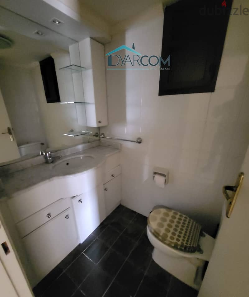 DY1816 - Louaizeh Great Apartment for Sale! 9