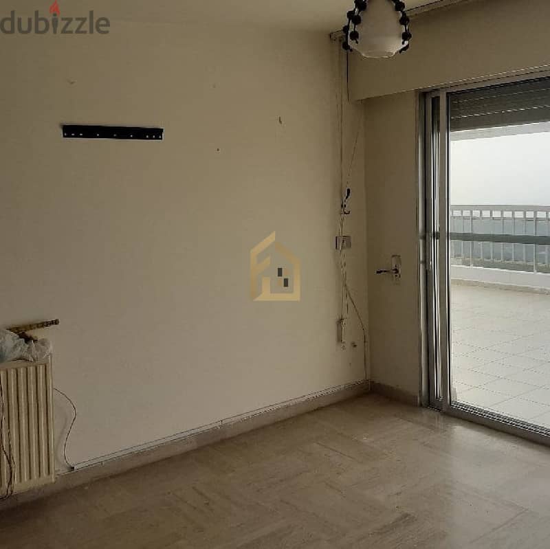 Duplex apartment for rent in Ballouneh EH52 شقة دوبلكس للإيجار بلونة 1
