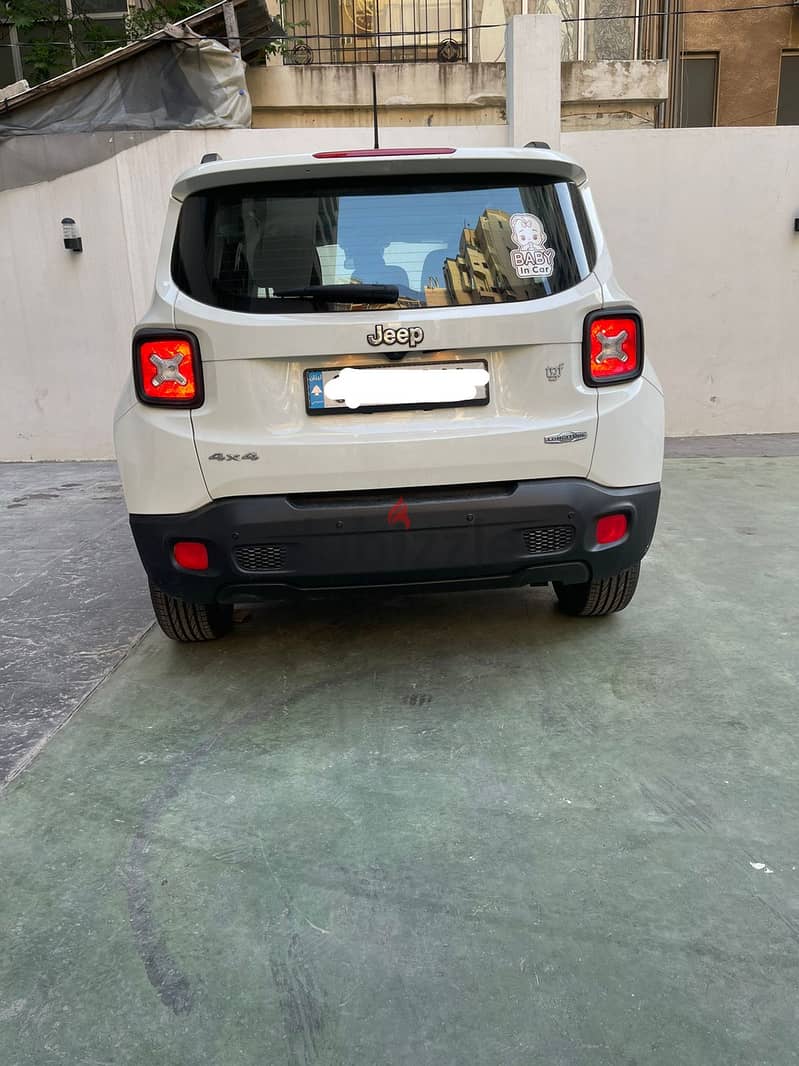 Jeep Renegade 2016 – One Owner Lebanon Source 3