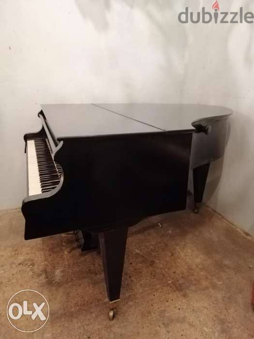 Piano baby grand stingl germany tuning warranty 3 pedal 6