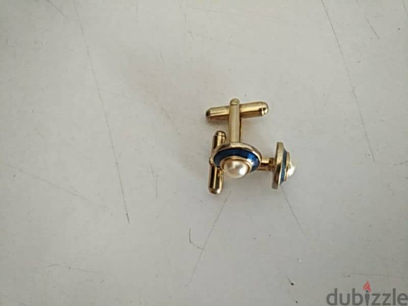 Old elegant cufflinks - Not Negotiable 2