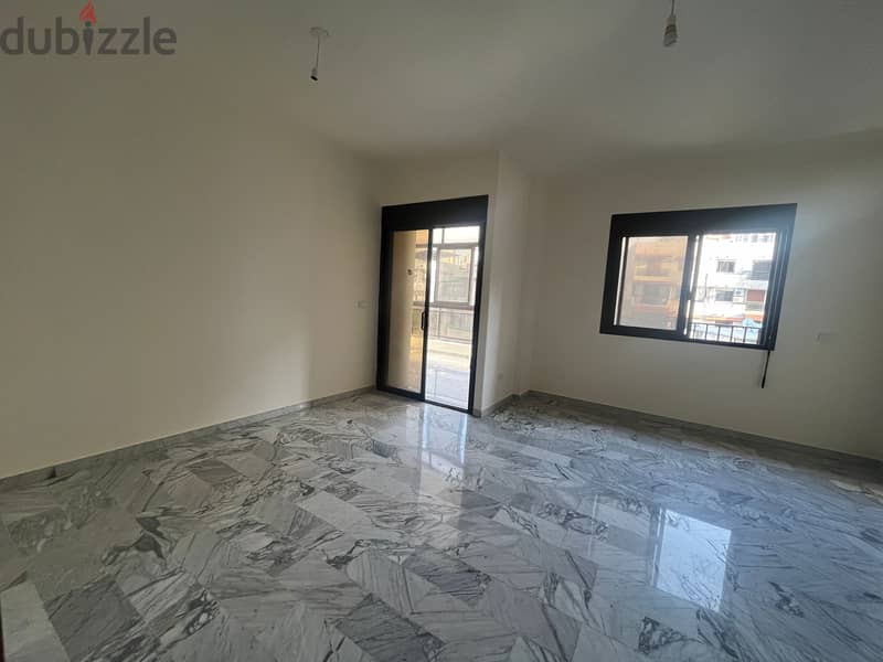 Great deal Apartment for sale in Hamraشقة رائعة للبيع بالحمرا 2