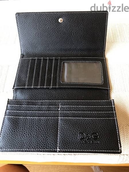 women’s wallet 1