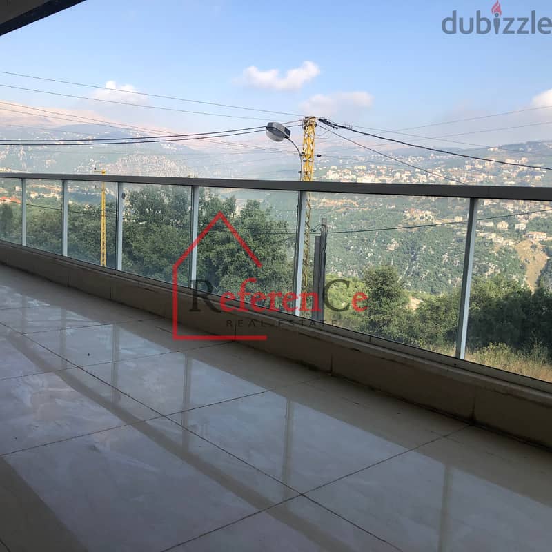 Apartment with warehouse in Ballouneh شقة مع مستودع في بلونة 1