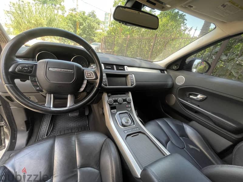 Land Rover Evoque 2015 Gray on Black 11