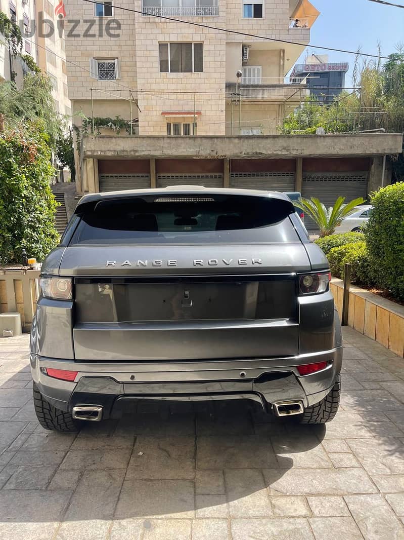 Land Rover Evoque 2015 Gray on Black 5