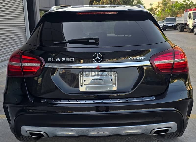 Mercedes-Benz GLA-Class 2018 4matic 5