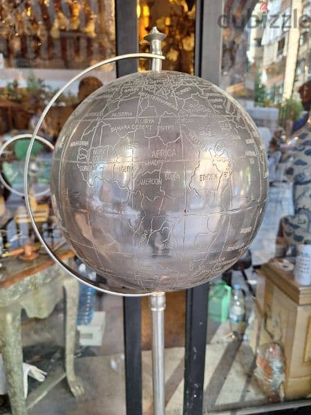 globe chrome seventies original Italy 2