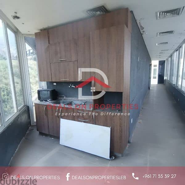 Office/showroom for rent مكتب او صالة عرض للايجار 7