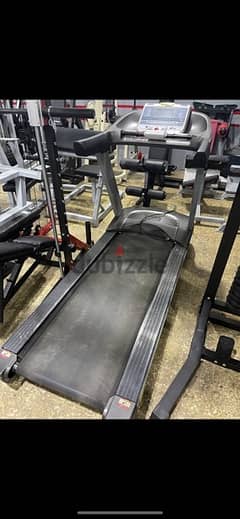 Treadmill like new 4. H. P hold up to 140kg heavy duty 0