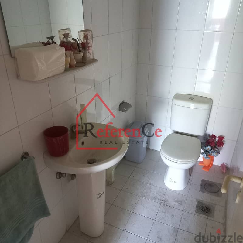 Apartment with terrace in Mansourieh شقة لقطة للبيع في المنصورية 2