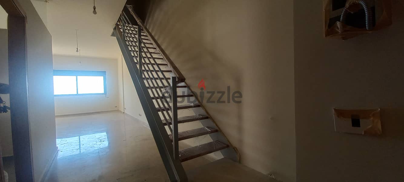 200m² Duplex with Panoramic Sea View for Rent in Mansourieh 4