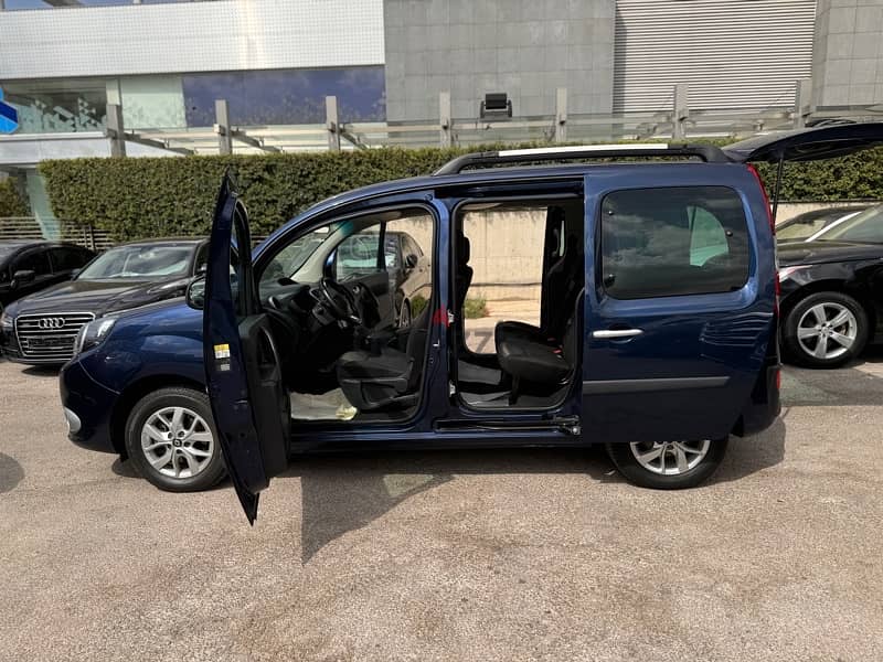 Renault Kangoo 2019 13