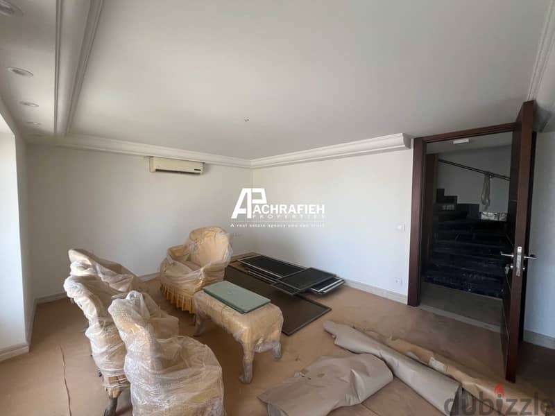 Duplex For Sale In Achrafieh - شقة للبيع في الأشرفية 4