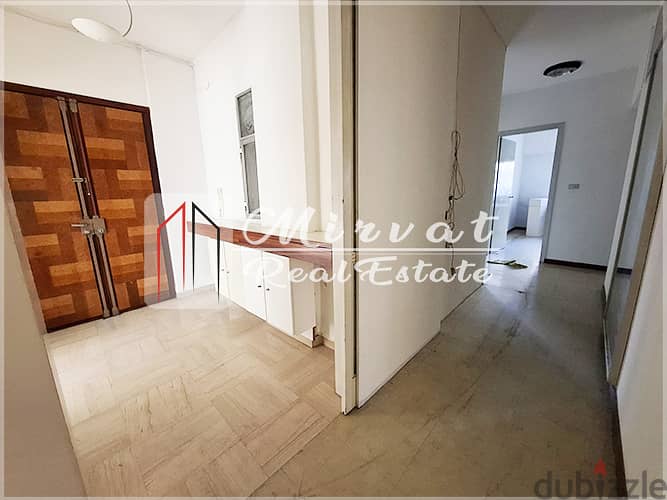 Perfect Location|180sqm Apartment|With Balconies 5