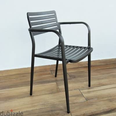 Iron restaurant chair